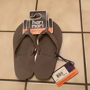 NWT gray Hari Mari flip flops